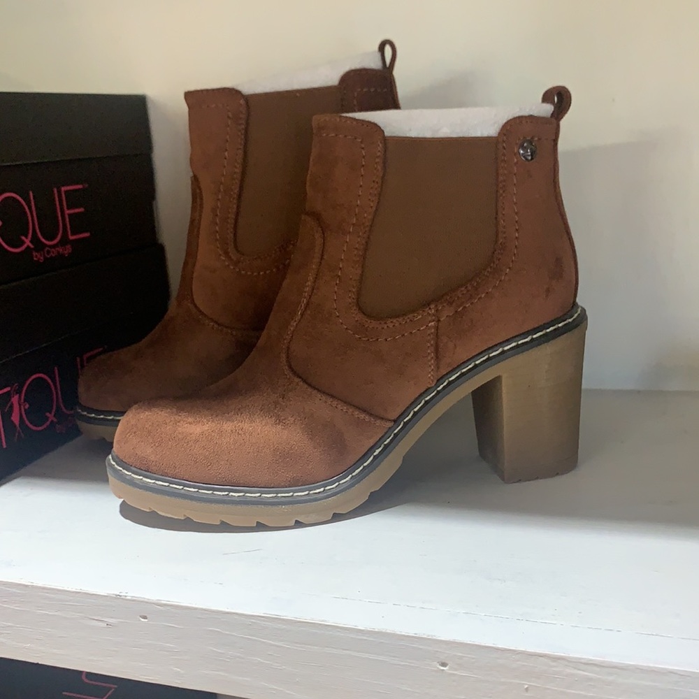 NWT Corkys Rocky Brown - Picture 2 of 4